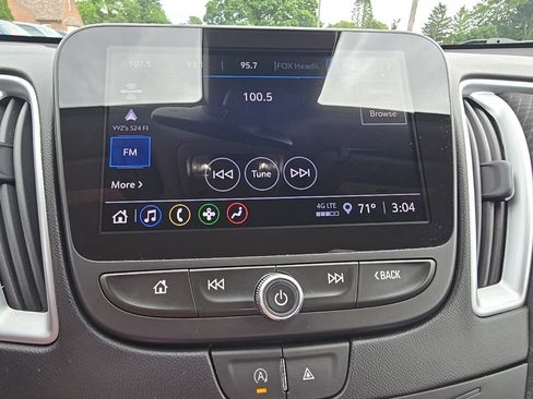 Used 2023 Chevrolet Malibu LT FWD image 12
