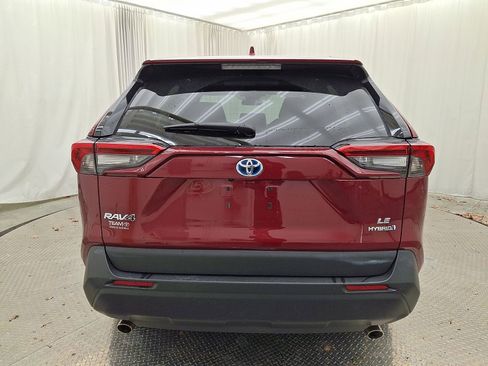 Certified 2022 Toyota RAV4 LE image 22