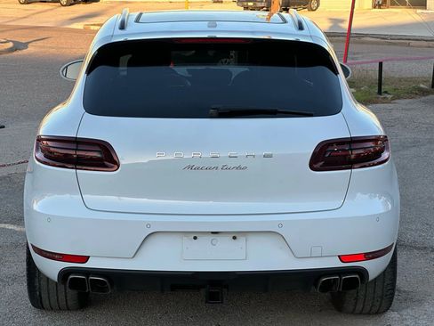 Used 2017 Porsche Macan Turbo image 5