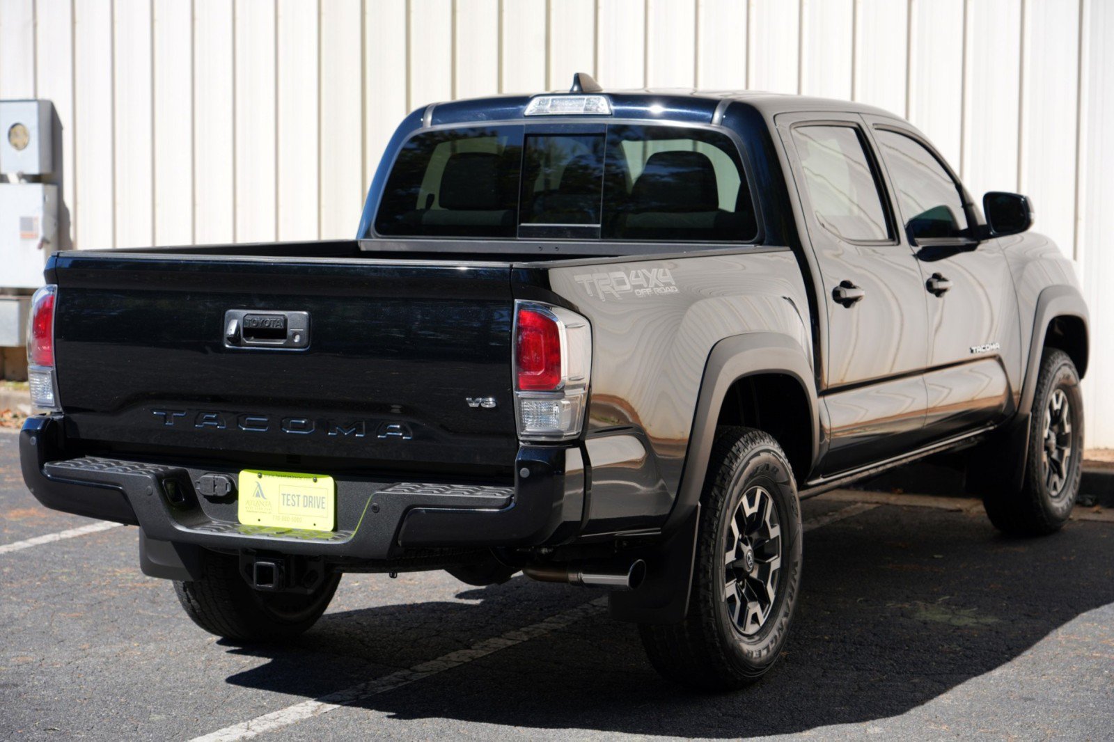Used 2021 Toyota Tacoma TRD Off-Road w/ Technology Package AWD/4WD image 41