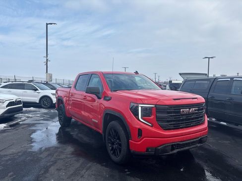 Used 2024 GMC Sierra 1500 Elevation image 1