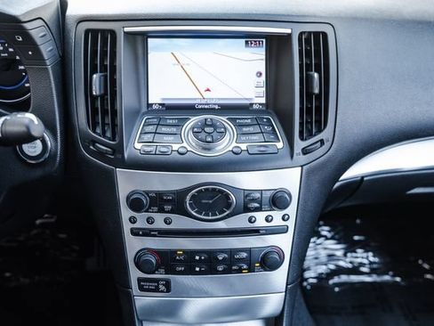 Used 2013 INFINITI G37 Sport RWD image 15