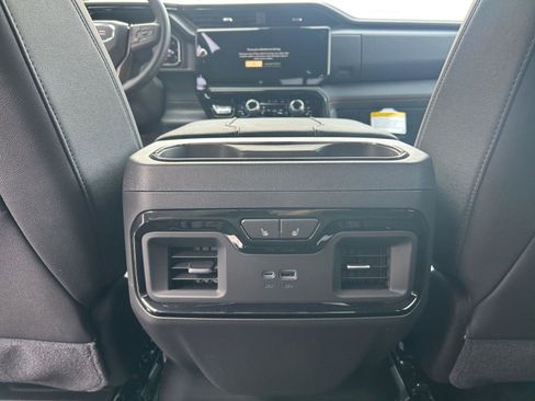 New 2026 GMC Sierra 1500 AT4 image 17