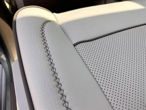 Certified 2023 GMC Yukon XL Denali w/ Denali Reserve Package image 16