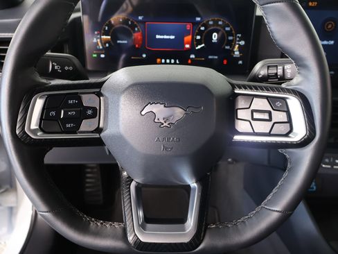 Used 2024 Ford Mustang Coupe RWD image 3