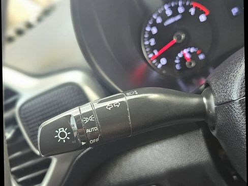 Used 2020 Kia Soul S image 15