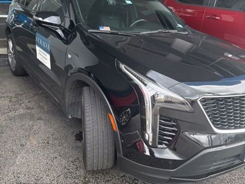 Used 2023 Cadillac XT4 Sport w/ Cold Weather Package FWD image 1