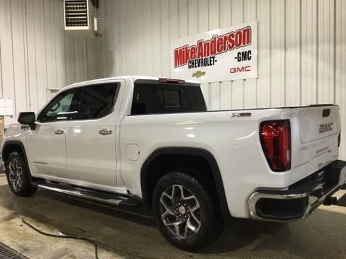 New 2025 GMC Sierra 1500 SLT w/ SLT Premium Package image 3