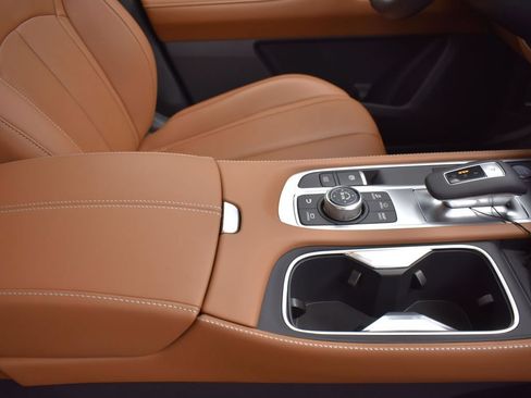 Used 2025 INFINITI QX60 Sensory w/ Vision Package AWD/4WD image 30