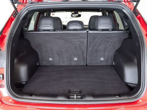 Used 2025 Jeep Compass Limited image 30