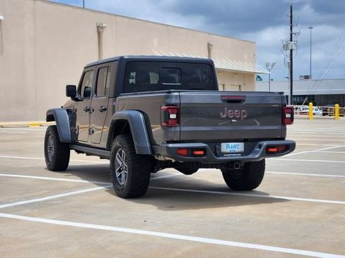 Used 2024 Jeep Gladiator Mojave w/ Convenience Group AWD/4WD image 7