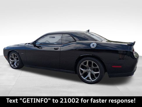 Used 2015 Dodge Challenger R/T Plus image 3