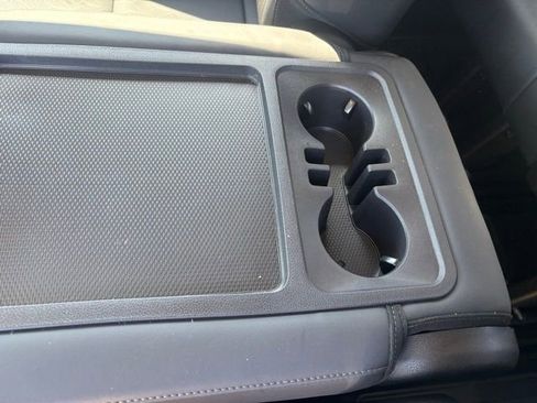 Used 2026 Kia Carnival SX w/ SX Dark Edition Package image 24