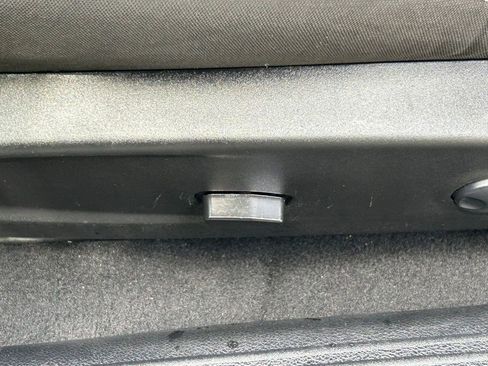 Used 2023 Dodge Challenger SXT image 17