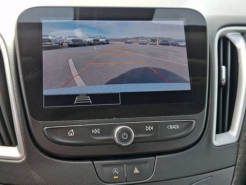 Used 2024 Chevrolet Malibu LT FWD image 17