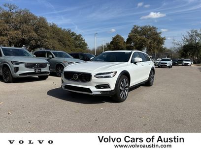 New 2025 Volvo V90 B6 Cross Country Ultra w/ Protection Package Premier