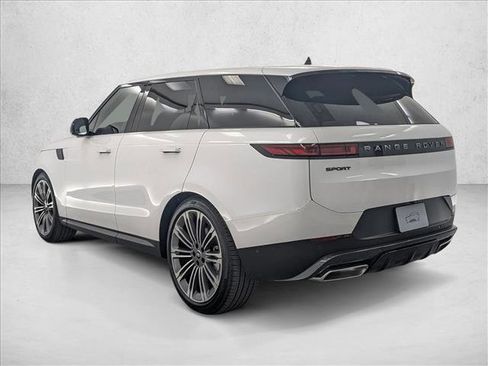 New 2025 Land Rover Range Rover Sport SE image 3