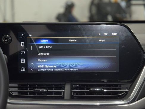New 2026 Chevrolet Trax ACTIV FWD image 29