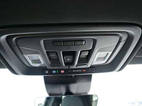 Used 2023 GMC Sierra 1500 AT4 w/ AT4 Premium Package image 31