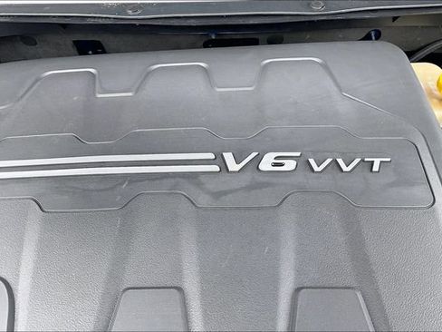 Used 2016 Jeep Cherokee Sport w/ Cold Weather Group image 32