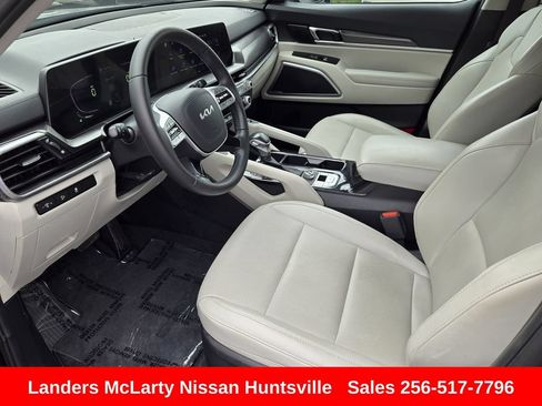 Used 2024 Kia Telluride S w/ S Sunroof Package FWD image 18