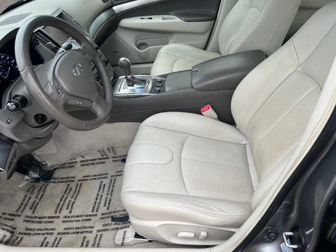 Used 2012 INFINITI G37 x w/ Premium Pkg image 19