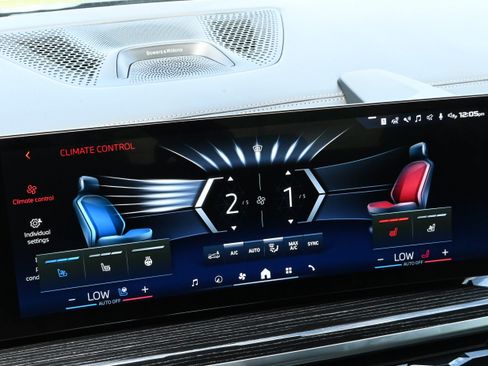 Certified 2025 BMW X6 M60i AWD/4WD image 17