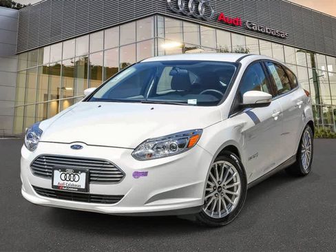 Used 2017 Ford Focus Electric Hatchback FWD image 1
