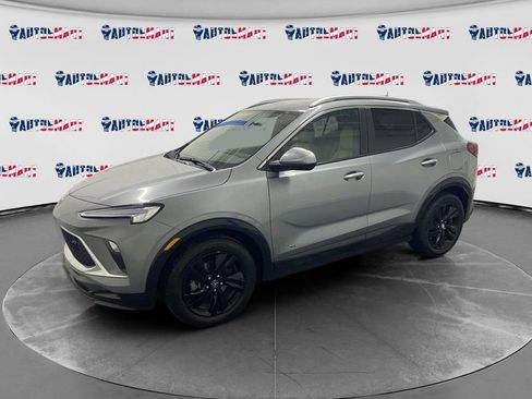 Used 2025 Buick Encore GX Sport Touring image 6