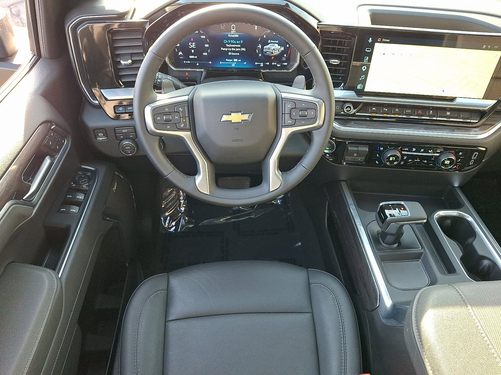Used 2026 Chevrolet Silverado 1500 LTZ w/ LTZ Premium Package AWD/4WD image 12