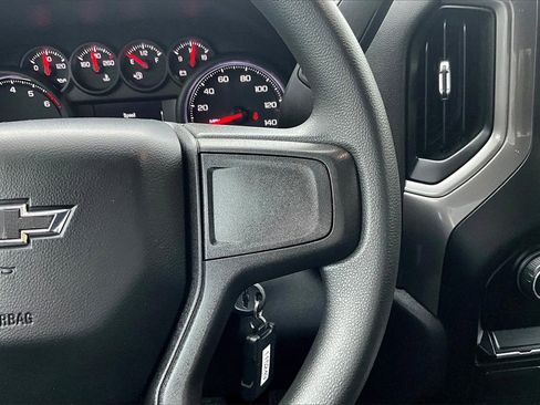 Used 2019 Chevrolet Silverado 1500 Custom Trail Boss w/ Custom Convenience Package image 19