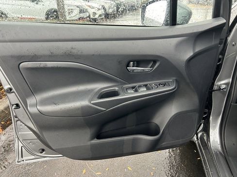 New 2025 Nissan Versa SV w/ Trunk Package image 9