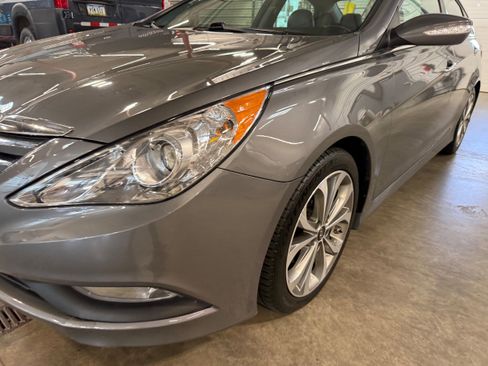 Used 2014 Hyundai Sonata SE FWD image 25