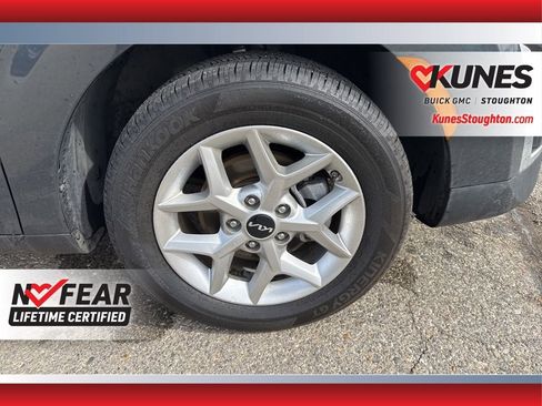 Used 2025 Kia Soul LX w/ LX Technology Package image 15