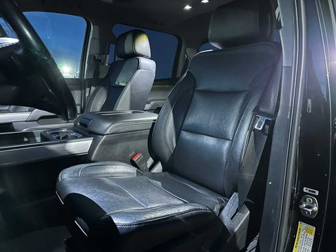 Used 2019 Chevrolet Silverado 2500 LTZ w/ Duramax Plus Package image 21