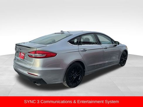 Used 2020 Ford Fusion SE w/ Equipment Group 151A image 7