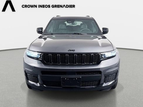 Used 2024 Jeep Grand Cherokee L Altitude AWD/4WD image 2