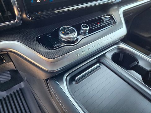 New 2026 Ford Expedition Platinum AWD/4WD image 13