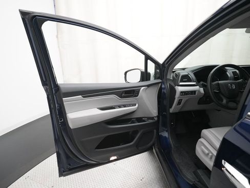 Certified 2024 Honda Odyssey EX-L image 29