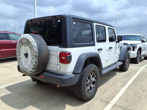Used 2018 Jeep Wrangler Unlimited Rubicon w/ Dual Top Group AWD/4WD image 8