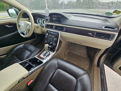 Used 2012 Volvo XC70 T6 image 18