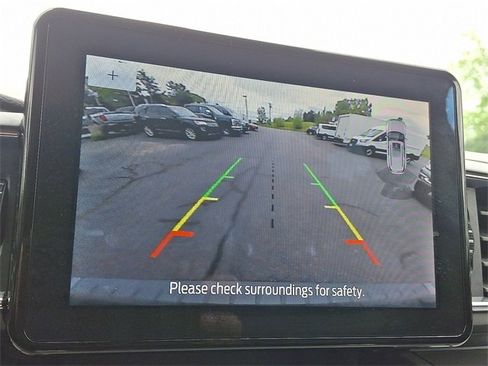 Certified 2022 Ford Explorer XLT w/ Equipment Group 202A image 19