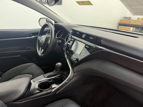 Used 2020 Toyota Camry LE w/ Convenience Package image 24