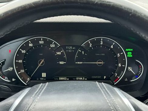 Used 2019 BMW 530i w/ Convenience Package image 24