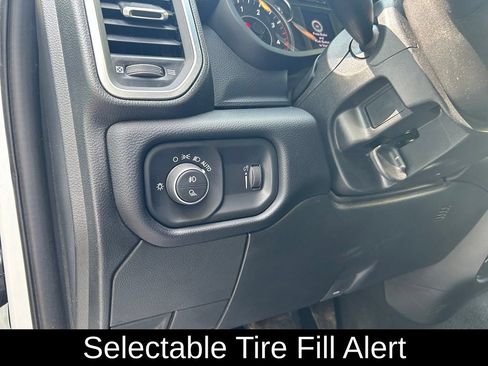 Used 2026 RAM 2500 Big Horn AWD/4WD image 35