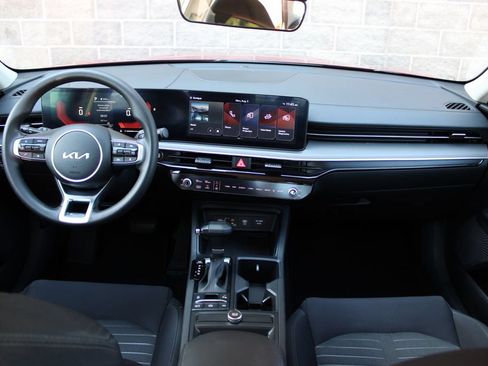 Used 2025 Kia K5 LXS FWD image 37