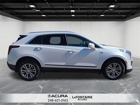 Used 2022 Cadillac XT5 Premium Luxury w/ LPO, ONYX Package image 9