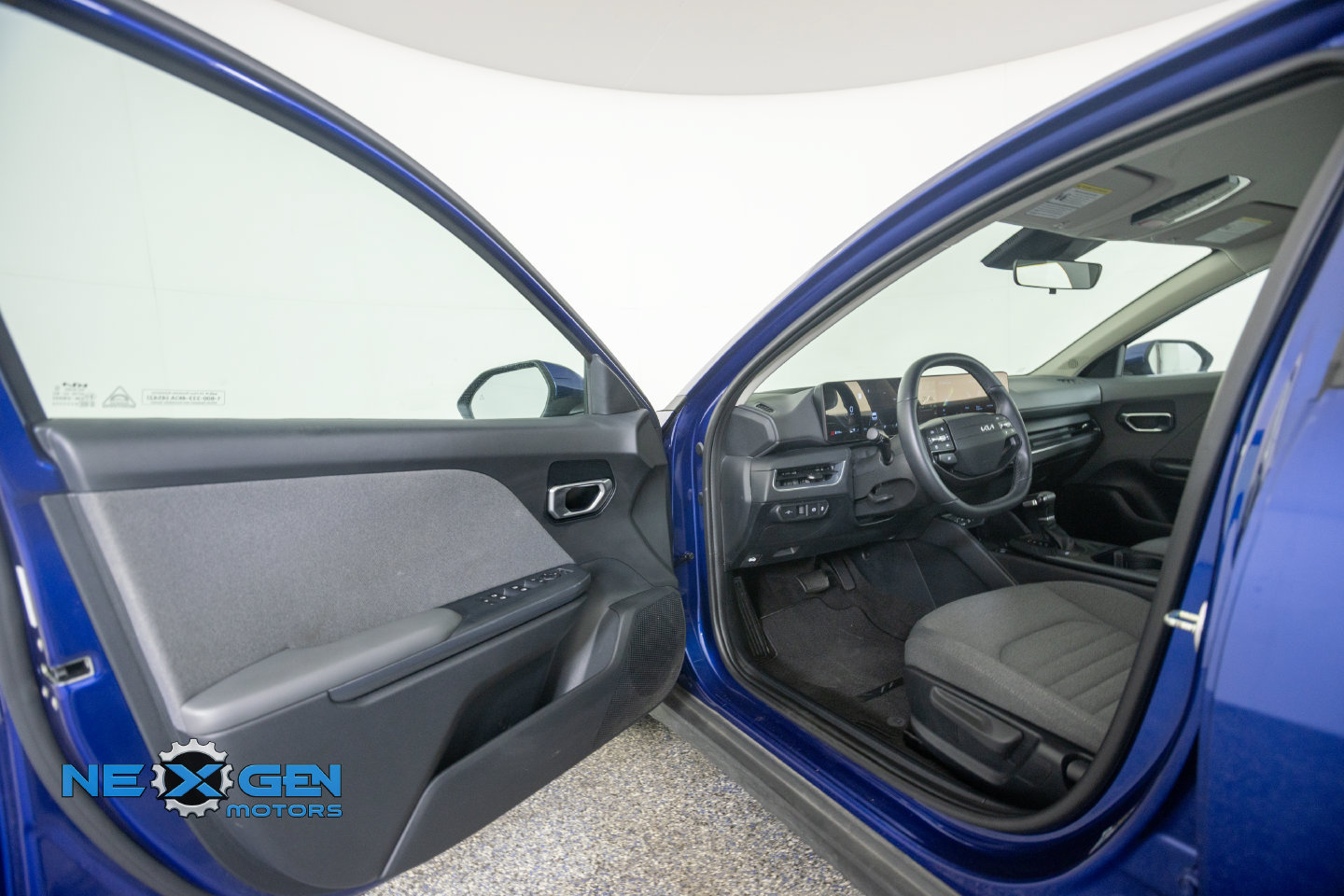 Used 2025 Kia K4 EX FWD image 12