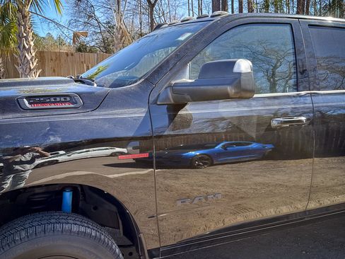 Used 2020 RAM 2500 Big Horn w/ Night Edition image 4