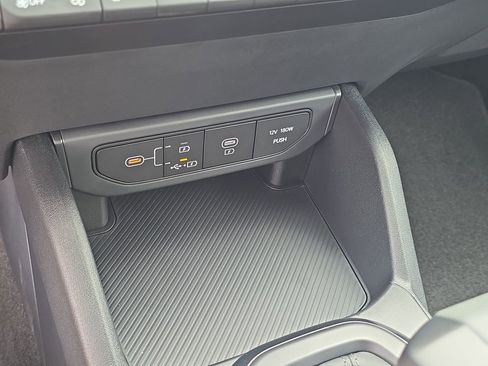 New 2026 Kia K4 FWD image 25